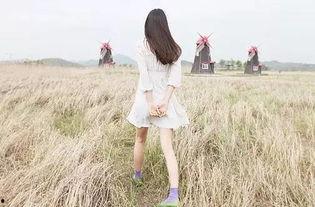 娱乐吃瓜酱背影图片